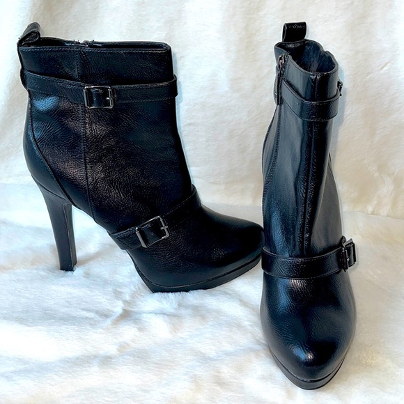 SIMPLY VERA by VERA WANG WOMEN’S Black Buckle Boots Sz 10 - Picture 1 of 10